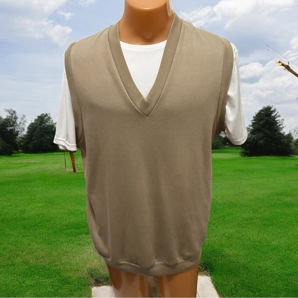 NWOT Steve Stricker Fairway Sport Golf Vest Sweater Men’s  Size Large Tan Beige.